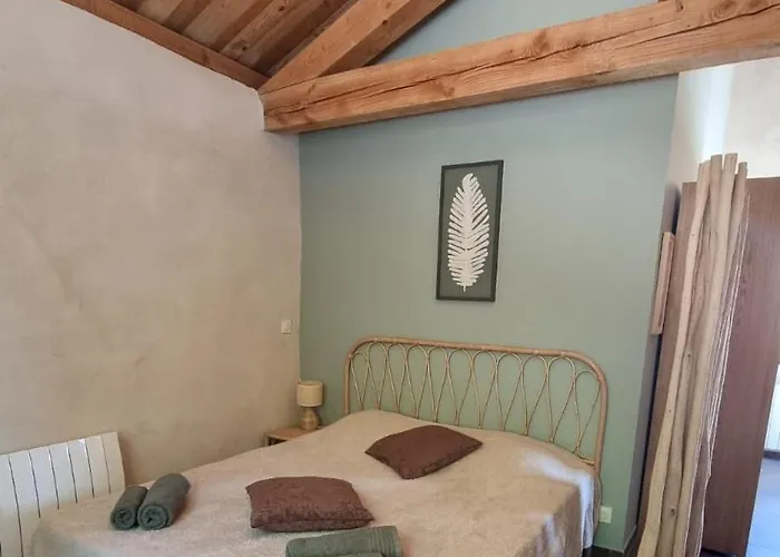 En Cevennes,les Du Champ Neuf La Grange Du Pape Saint-Julien-des-Points